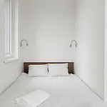 Sky Near The Center アパート