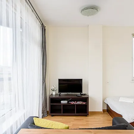 Apartment Sky Studio Near The Center