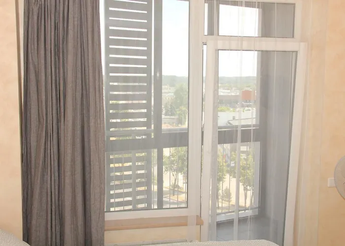 Sky Near The Center Apartment *